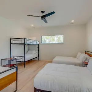 Holiday home Luxury Downtown Nash/roofdeck/11 Beds, Nashville